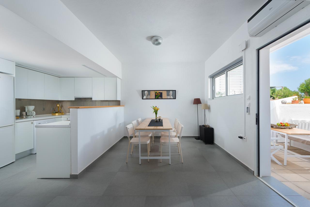 Vamare Beachfront House Gennadi Exteriör bild
